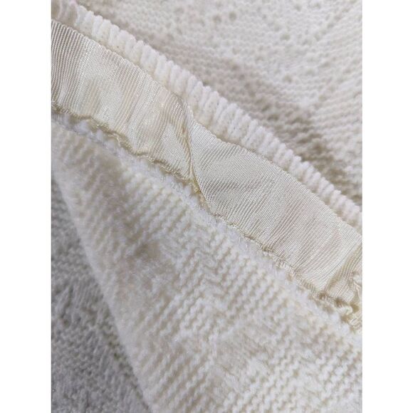 Sweet Tree Women's Vintage M Textured Acrylic Knit White 70's Sweater Vest - Picture 8 of 9